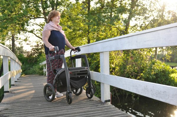 Maladie de Parkinson : ses symptômes, ses causes et son évolution